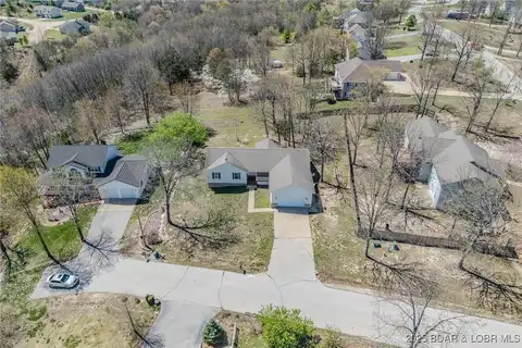 20715 Hiltner Lane, Saint Robert, MO 65584