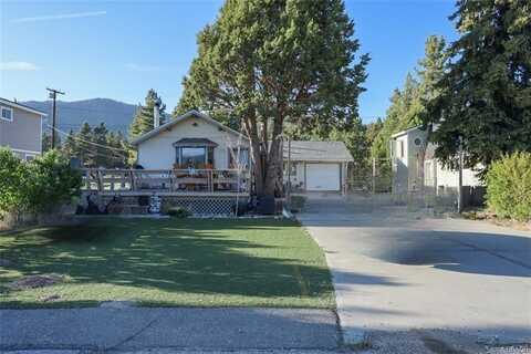 1107 Mountain View Blvd, Big Bear City, CA 92314