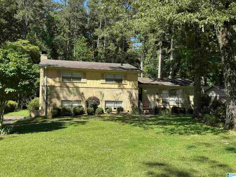 3225 STARLAKE DRIVE, HOOVER, AL 35226