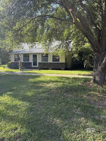 216 W Orange Avenue, Foley, AL 36535