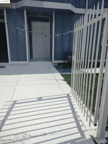 3532 San Leandro St, Oakland, CA 94601