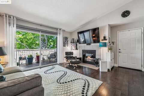 164 Schooner Ct, Richmond, CA 94804