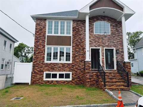 30 Church Avenue, Staten Island, NY 10314