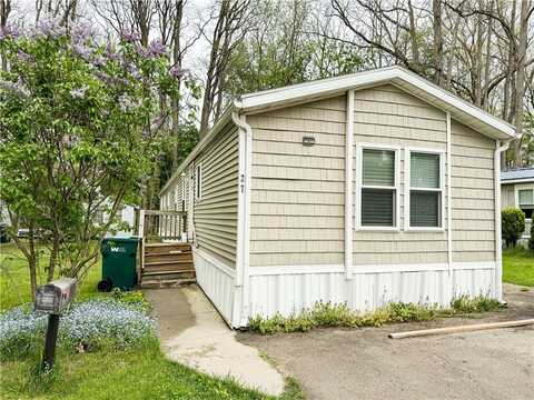 27 Glazer Drive, Brighton, NY 14625