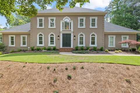 9950 Farmbrook Lane, Johns Creek, GA 30022
