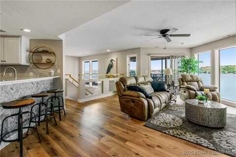 701 Cedar Road, Lake Ozark, MO 65049