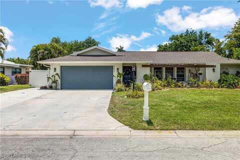 5692 Eichen Circle W, Fort Myers, FL 33919