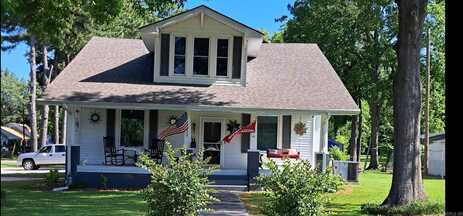 620 W 3rd St Street, Rector, AR 72461