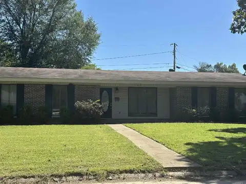 213 S ADCOCK, Dumas, AR 71639