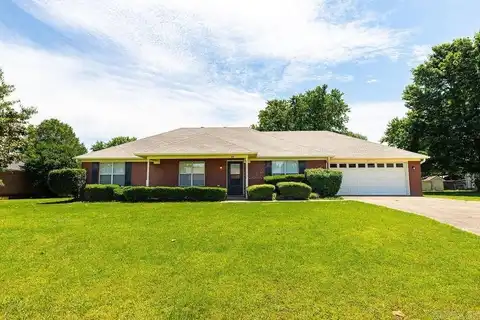 27 Hawk Drive, Vilonia, AR 72173
