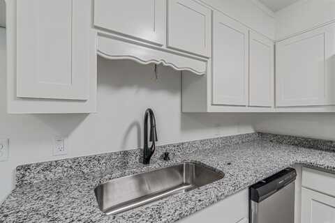 612 Briar Street, Sherwood, AR 72120