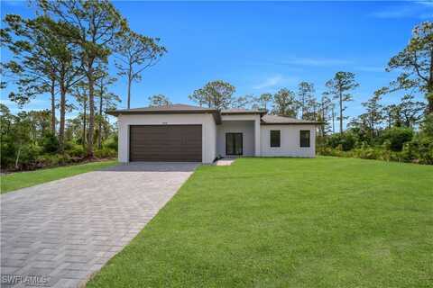 920 Palmetto Avenue E, Lehigh Acres, FL 33972