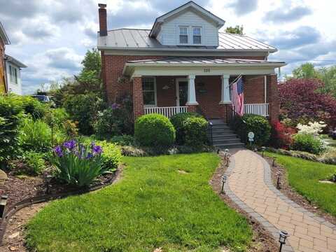 228 HENDREN AVE, STAUNTON, VA 24401