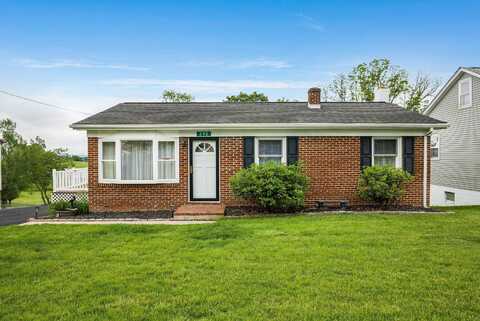 390 FRONTIER DR, STAUNTON, VA 24401