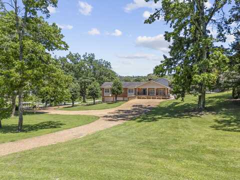 8802 Pine Ridge Road, Ooltewah, TN 37363