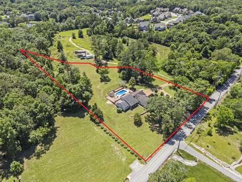 8802 Pine Ridge Road, Ooltewah, TN 37363