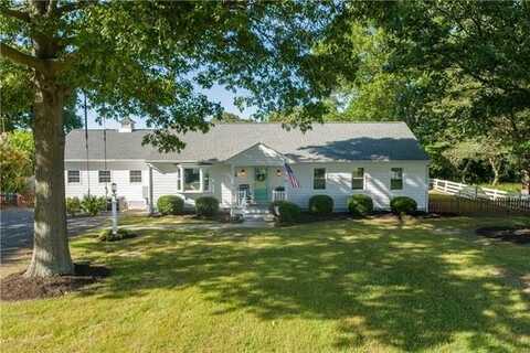 54 Hunton Creek Lane, Deltaville, VA 23043