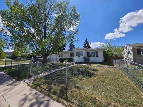 5040 SEMINOE RD, Cheyenne, WY 82009