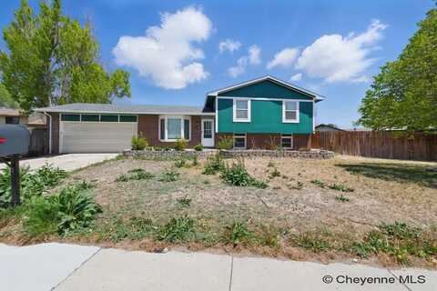 4821 KING ARTHUR WY, Cheyenne, WY 82001