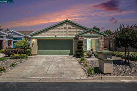 310 Winesap Dr, Brentwood, CA 94513