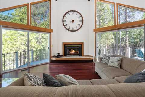 840 Sandalwood Drive, Murphys, CA 95247