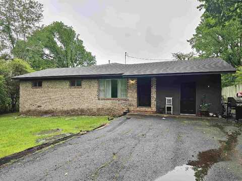 189 Pine St., Clinton, AR 72031