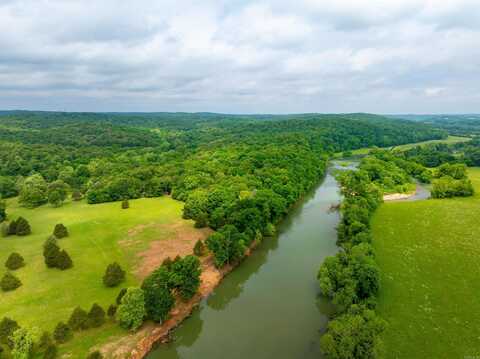 169 Spring Ave, Hardy, AR 72542