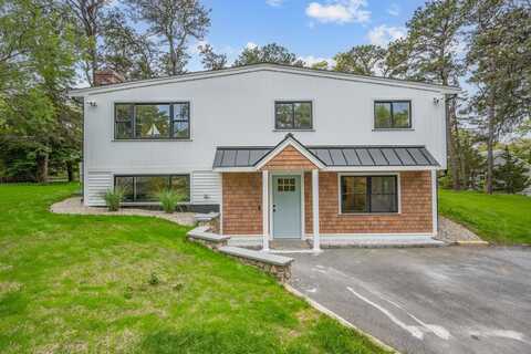 3 Laurie Lane, Harwich Port, MA 02646