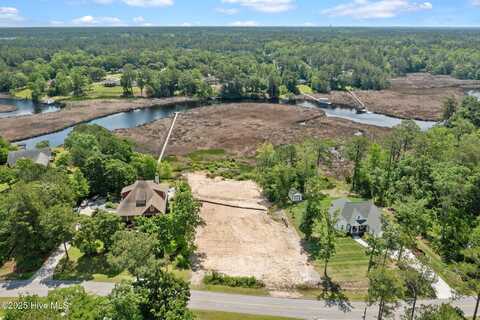 240 White Oak Bluff Road, Stella, NC 28582