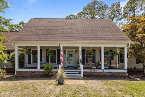 111 Hampton Place, Newport, NC 28570