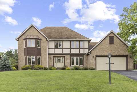 8538 Chateau Drive, Pickerington, OH 43147