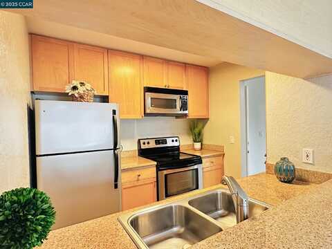 1087 Murrieta Blvd, Livermore, CA 94550