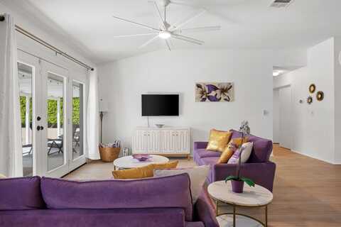 1489 E Francis Drive, Palm Springs, CA 92262
