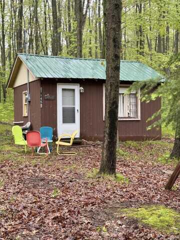 1145 James, Harrison, MI 48625