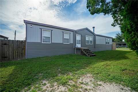1101 Vela Street, Alice, TX 78332