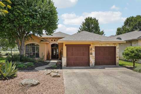 2756 Indian Wells Dr, Kerrville, TX 78028
