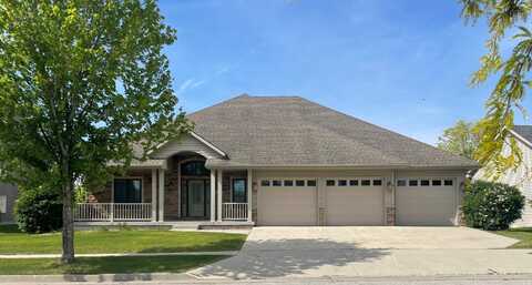 2734 Clayton Drive, Ames, IA 50010