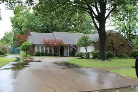 106 WINDSOR DRIVE, West Memphis, AR 72301