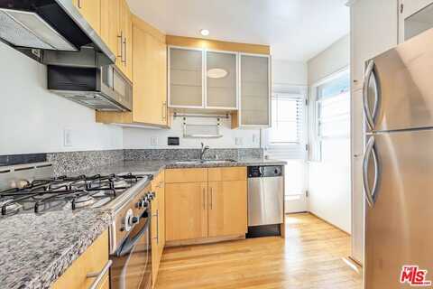 1030 5th St, Santa Monica, CA 90403
