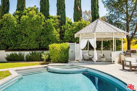 26024 Farmfield Rd, Calabasas, CA 91302