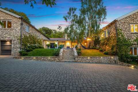 422 Parkwood Dr, Los Angeles, CA 90077