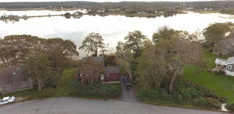 78 Wood Avenue, Sandwich, MA 02563