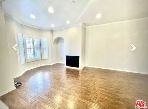 909 S Gramercy Pl, Los Angeles, CA 90019
