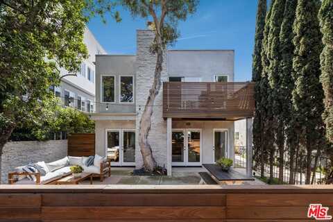 34 Anchorage St, Venice, CA 90292