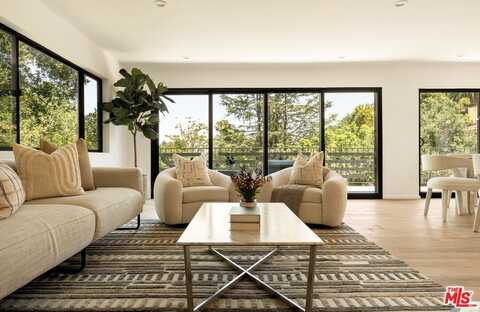 11587 Sunshine Ter, Studio City, CA 91604
