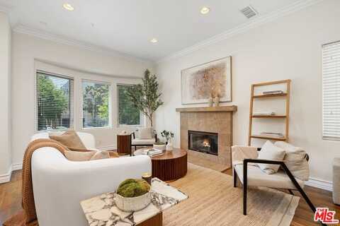 4125 W Hood Ave, Burbank, CA 91505