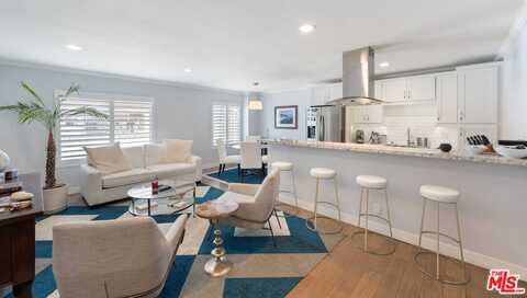 933 11th St, Santa Monica, CA 90403