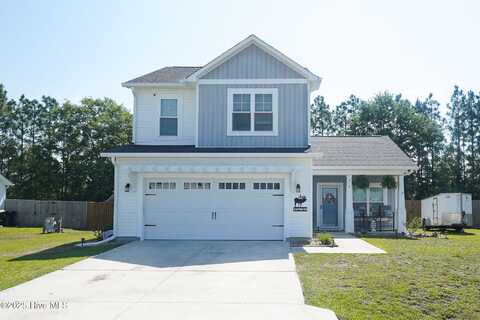 215 Chestwood Drive, Hubert, NC 28539