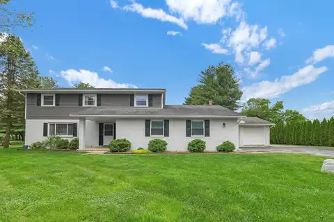 11831 Woodbridge Lane NW, Baltimore, OH 43105