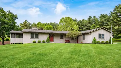 2145 Welsh Hills Road NE, Granville, OH 43023